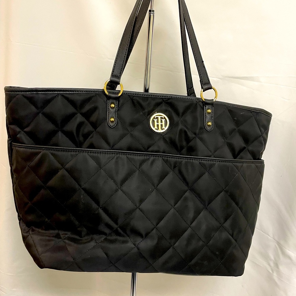 Large Tommy Hilfiger bag